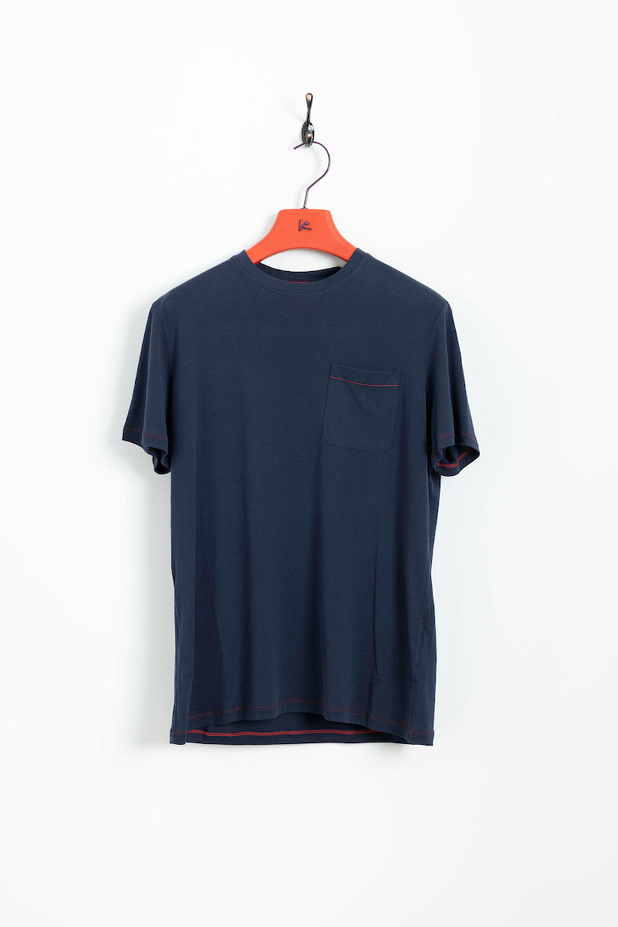 Basic pocket t shirt